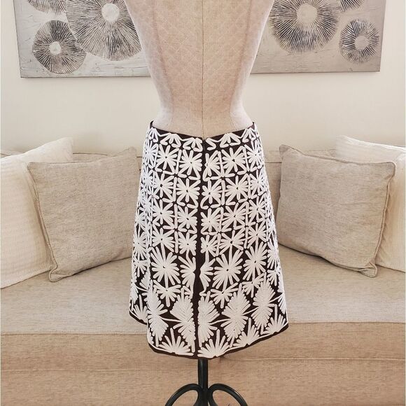 Worth Floral-Ribbon Silk Skirt size 8 in Brown/White - Picture 3 of 7